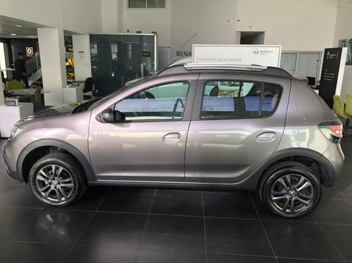 Imagen 9 de 19 de Renault Sandero Stepway Intense 1.6 - Ar