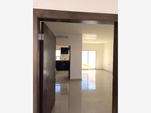 Imagen 2 de 12 de Casa Sola En Venta Villas De Las Palmas
