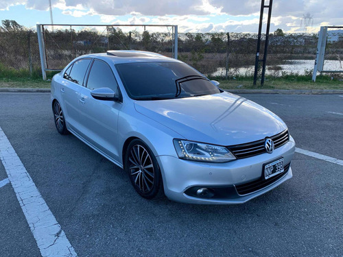 Imagen 3 de 15 de Volkswagen Vento 2014 2.0 Sportline Tsi 200cv Bi-xenon Dsg