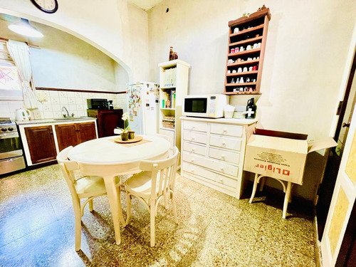 Imagen 5 de 30 de Venta Casa 4 Amb Cochera Quincho Bernal Centro