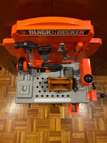 Taller Black + Decker Junior A Batería Con Herramienta Extra (Usado)