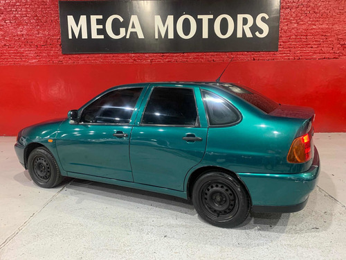 Volkswagen Polo Classic 1.6 Mi