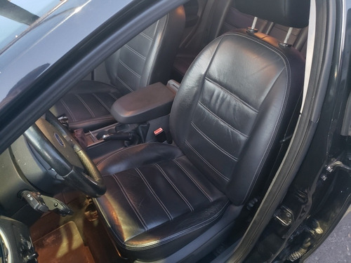 Imagen 8 de 13 de Ford Focus 2.0 Exe Guia