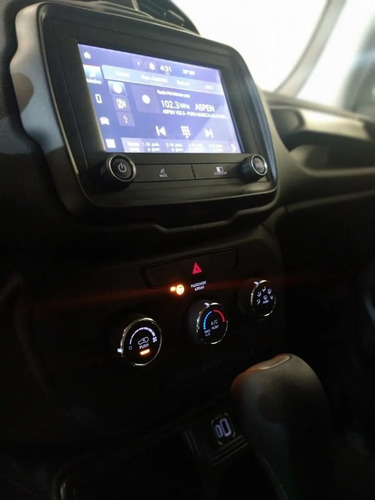 Imagen 23 de 25 de Jeep Renegade 2023