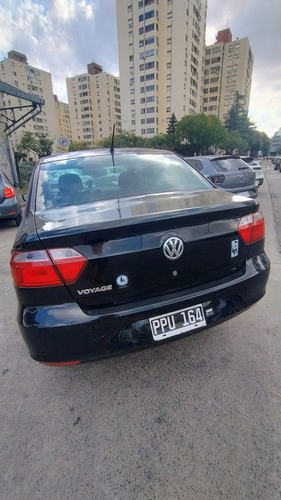 Volkswagen Voyage 1.6 Trenline 101cv