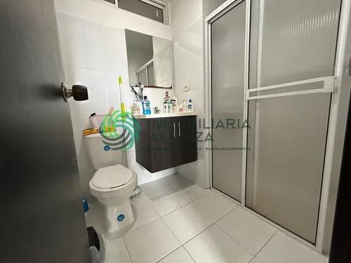 Apartamento En Venta En La Universidad. Cod V61408
