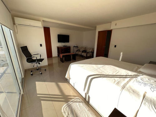 Venta Casa 4 Ambientes+depto Acantilados Mar Del Plata