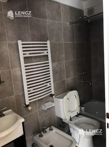 Venta Depto Semipiso 3 Amb A Media Cuadra De Plaza Conesa