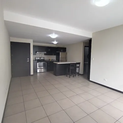 Apartamento En Venta En Céntrico Edificio Zona 9