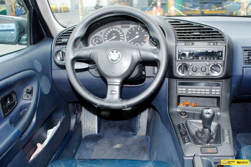 BMW Serie 3 2.5 325i E36