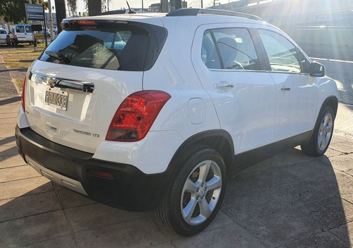 Imagen 5 de 17 de Chevrolet Tracker 1.8 Ltz+ Awd At 140cv 2015