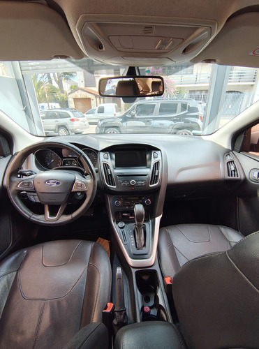 Ford Focus III 2.0 Sedan Se Plus At6