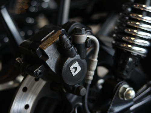 Royal Enfield Meteor 350 Super Nova Brown