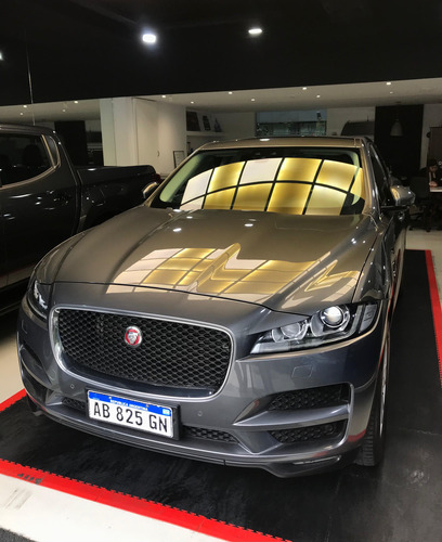 Jaguar F-PACE 2.0 Prestige