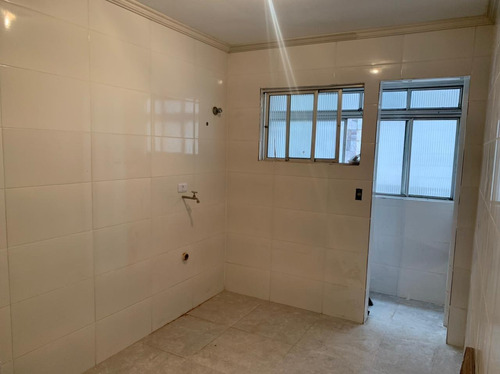 Imagem 4 de 14 de Apartamento 2 Dorms - Prédio Frente Mar - Aviação - Amf07