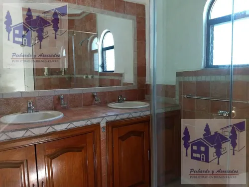 Casa En Venta En Lomas De Azingo, Cuernavaca Morelos.