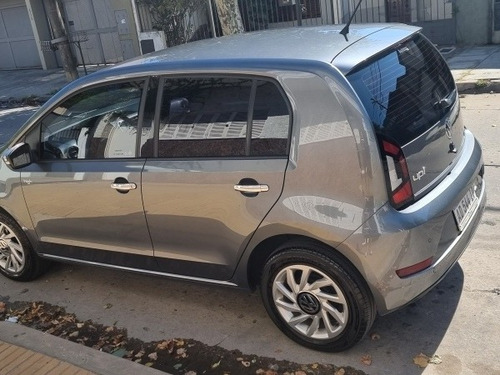 Volkswagen Up! 2019 1.0 High Up! 5 P