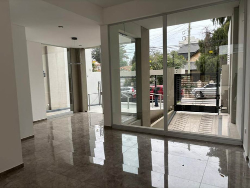 Departamento En Venta A Estrenar De 3 Ambientes Con Cochera En Bernal Centro
