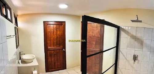 Vendo Moderno Apartamento De Dos Niveles, Dos Amplios Dormitorios, Incluye Area Para Jardin