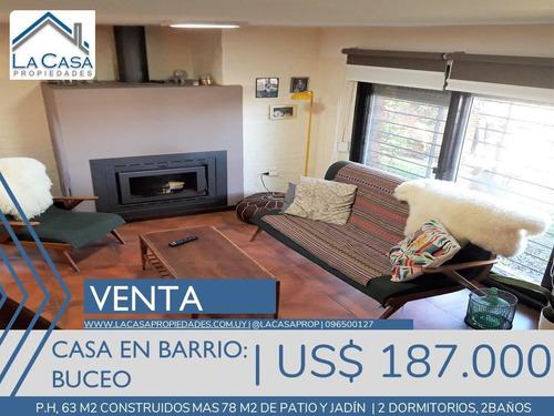 Casa En Buceo, Muy Buen Estado, 2 Dormitorios, 2 Baños, Cochera Y Parrillero