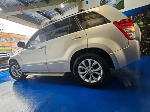 Suzuki Grand Vitara 2.4 4x2 Automática