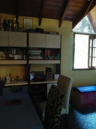 Imagen 3 de 13 de Casa - Barrio Parque Leloir