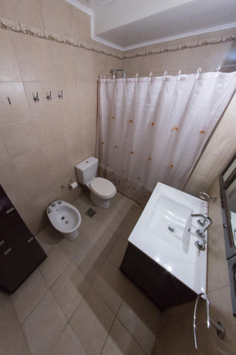 Imagen 28 de 30 de Triplex 3 Ambientes Con Cochera En Villa Luzuriaga