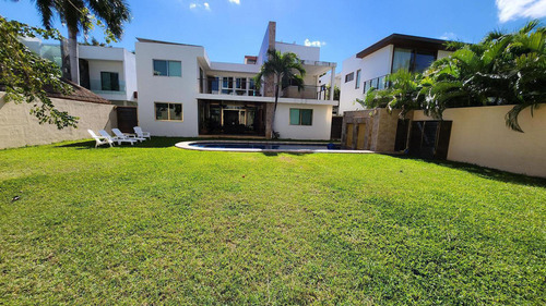Casa En Venta En Cancun, Villa Magna