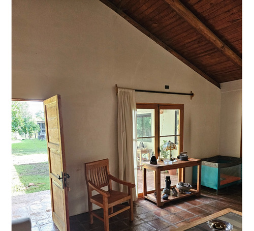 Venta De Propiedad Con Gran Terreno Y Casa Espaciosa