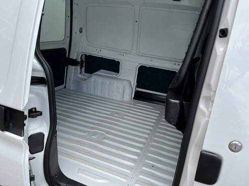 Imagem 9 de 11 de Peugeot Partner 1.6 Furgão 800kg 16v Flex 3p Manual