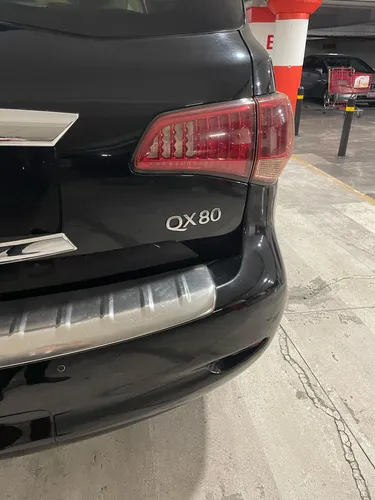 Infiniti QX80 5.6 7 Pasajeros At