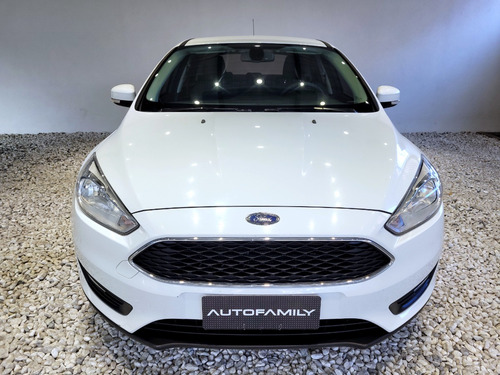Ford Focus III 1.6 Sedan S