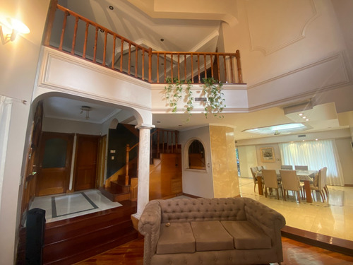 Imagen 3 de 15 de Venta De Casa Con Detalles De Categoria, En Saint Thomas Sur