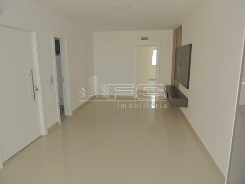 Imagem 3 de 15 de Beverly Hills Residence - 1775