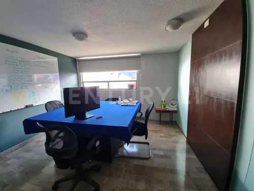 Casa En Venta Acondicionada Para Uso De Oficina En Mayorazgo