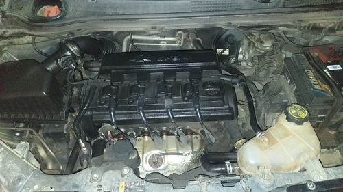 Imagem 6 de 9 de Chevrolet Onix 2013 1.0 Lt 5p