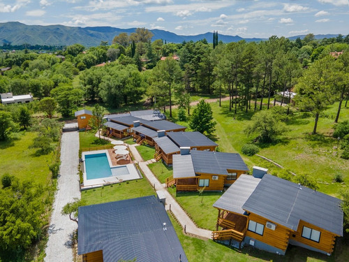 Imagen 13 de 19 de Monviso - Casas De Montaña En Santa Mónica
