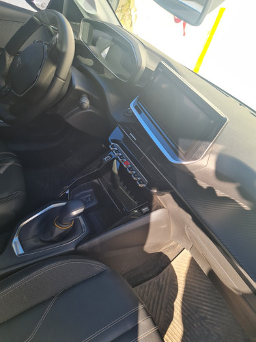 Peugeot 208 1.6l Feline Tiptronic