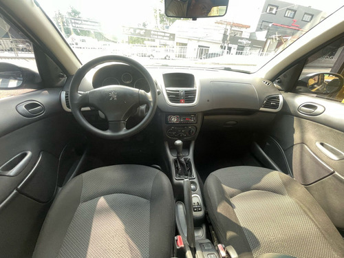 Peugeot 207 207 Hatch XR 1.4 8V (flex) 4p