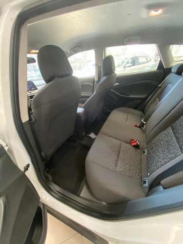 Imagen 13 de 14 de Chevrolet Tracker At