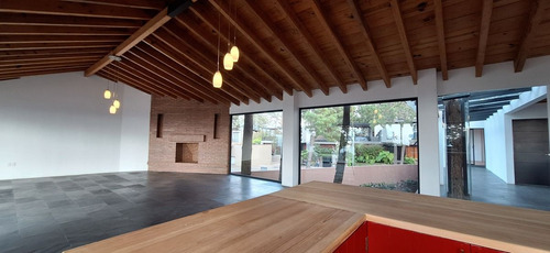 Renta Casa Nueva Con La Mejor Vista Al Lago De Valle De Bravo Desde Avándaro