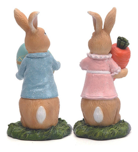 Figuras De Conejo De Pascua Con Zanahoria