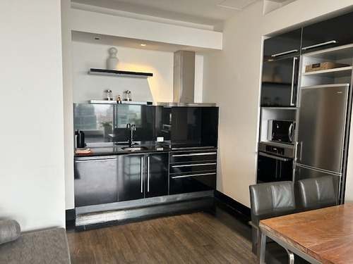 Venta De Hermoso Departamento W, Residences