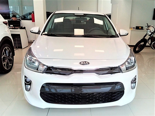 Kia Rio Ex 1.4 Manual 6 Vel 2019 0km Blanco O*f*e*r*t*a