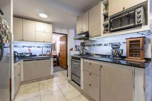 Ph De 3 Ambientes Con Terraza Refaccionado En Venta En Almagro