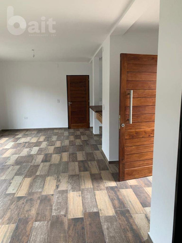 Imagen 3 de 18 de Venta De Dulplex En Nuevo Urca De 3 Dormitorios Y 3 Baños