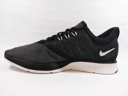 Tênis Zoom Strike