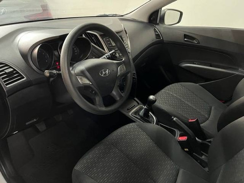 Imagem 10 de 11 de Hyundai Hb20 1.0 Unique 12v Flex 4p Manual