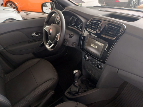 Renault Sandero 1.6 16V 4P SCE FLEX STEPWAY ICONIC X-TRONIC AUTOMÁTICO CVT