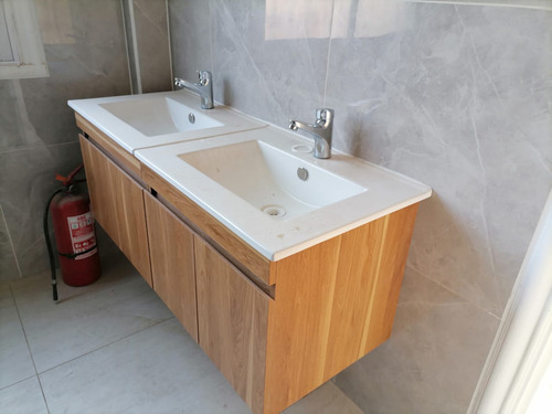Se Arrienda Gran Casa Comercial 6 Privados Amplios